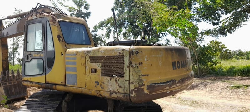 รถแม็คโครkomatsu pc200-6 ใช้งานดี ใบซื้อvาย ราคา330,000 รถแม็คโครkomatsu pc200-6 ใช้งานดี ใบซื้อvาย ราคา330,000