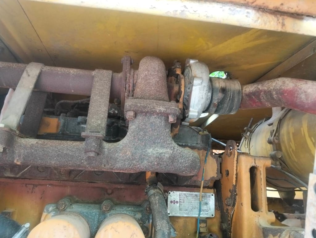  ขายเครื่องปั๊มลม komatsu 35vs-3 ใช้งานได้ ราคา80,000