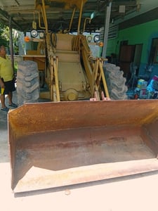 รถตักล้อยางCAT 910ใช้งานได้ ใบซื้อขาย ราคาถูก2.4แสน