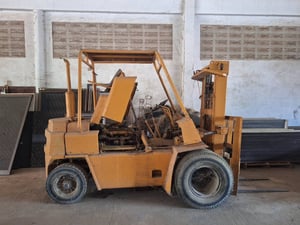 ขายรถโฟคลิป komatsu 5ton ใช้งานดี ใบซื้อvาย ราคา65,000