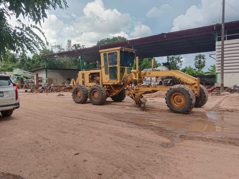 ขายรถเกรดเดอร์ cat 140g72v12451  ใช้งานดี มีเล่ม 1,490,000