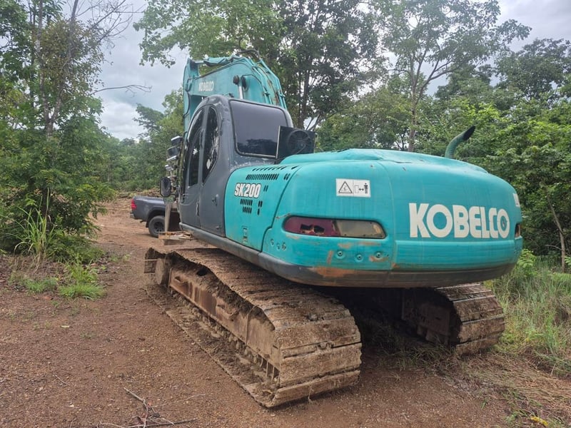 ขายรถแม็คโครkobelco sk200-5 ใช้งานดี ใบซื้อขาย ราคา385,000