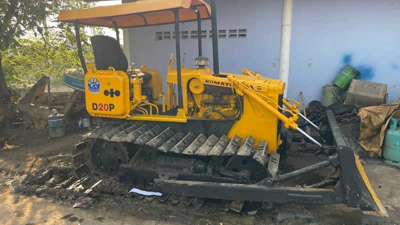 รถแทรกเตอร์komatsu D20P-3ตีนเป็ด ใช้งานดี ราคาถูกดีๆ1.2แสน รถแทรกเตอร์komatsu D20P-3ตีนเป็ด ใช้งานดี ราคาถูกดีๆ1.2แสน