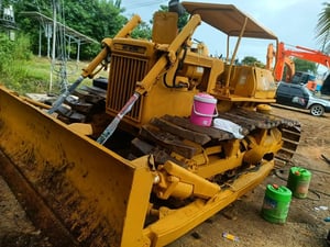 รถแทรกเตอร์komarsu D50p-16 ใช้งานดี ตีนเป็ด ใบซืเอขาย ราคาถูกดี330,000