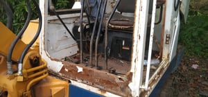 ขายรถแม็คโครkomatsu pc40-2 เก่านอก ใช้งานได้ ใบซื้อขายราคา165,000 ขายรถแม็คโครkomatsu pc40-2 เก่านอก ใช้งานได้ ใบซื้อขายราคา165,000