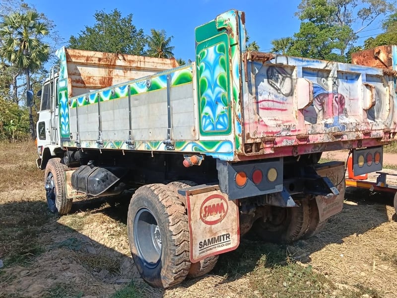 รถ6ล้อดั้มhino kh300 150แรง ใช้งานดี มีทะเบียน ราคา2.3แสน