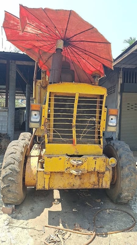 รถเกรดเดอรmitsubishi MG03 ใบซื้อvาย ไม่มีแบต ใช้งานปกติ ราคา249,000