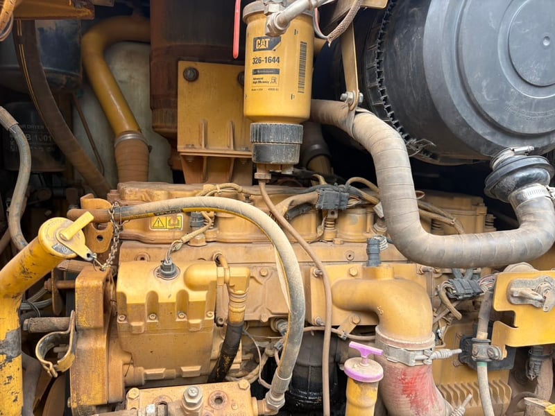 ขายรถเกรดเดอร์CAT 140k ใช้งานดี มีทะเบียน ราคา3.6ล.บาท