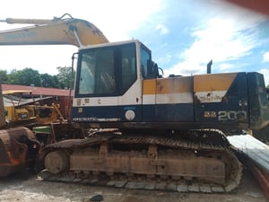 ขายรถแม็คโครkomatsu pc200-5 ใช้งานได้ปกติ ใบซื้อขาย ราคา285,000