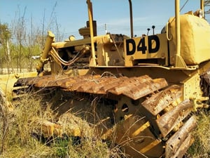 ขายรถแทรแเตอร์CAT D4D ตีนเป็ด ตามสภาพ ใบซื้อvายาาคา145,000