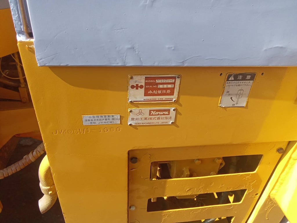 ขายรถบด4ตัน komatsu jv40 ใช้งานดีมาก ใบซื้อขาย ราคาถูก1.8แสน ขายรถบด4ตัน komatsu jv40 ใช้งานดีมาก ใบซื้อขาย ราคาถูก1.8แสน