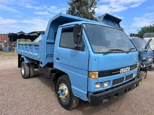 ขายรถ6ล้อ3คัน isuzu เป็นดั้ม2คัน พื้นเรียบ1คัน ขายรวม3คัน ราคาถูกดีๆๆ355,000