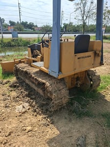 ขายรถแทรกเตอร์mitsubishi bd2G เก่า japan ตีนไก่ ใบมีดสไล้ ใช้งานดี ราคา165,000 ขายรถแทรกเตอร์mitsubishi bd2G เก่า japan ตีนไก่ ใบมีดสไล้ ใช้งานดี ราคา165,000