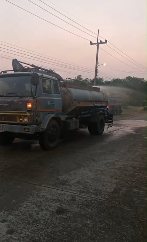 รถ6ล้อน้ำhino 150แรง ใช้งานดี มีทะเบียน ราคา2.5แสน