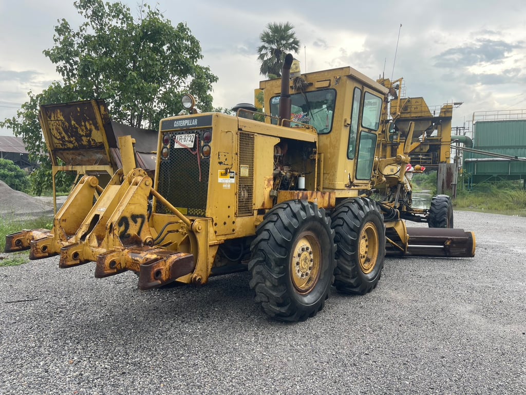 รถเกรดเดอร์CAT 140G 72v13838 ใช้งานได้ปกติ  มีทะเบียน ราคา1,390,000 รถเกรดเดอร์CAT 140G 72v13838 ใช้งานได้ปกติ  มีทะเบียน ราคา1,390,000