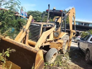 รถหน้าตัก หลังขุด CAT 428B ใช้งานได้ ใบซื้อขาย ราคา195,000