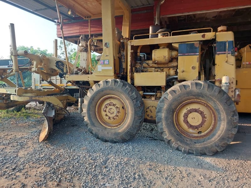 ขายรถเกรดเดอร์ cat 140g 72v936 ใช้งานดี มีทะเบียน ราคา1,050,000