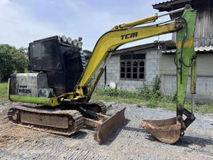 ขายรถแม็คโครtcm 35 ใช้งานดี ราคา195,000บ.