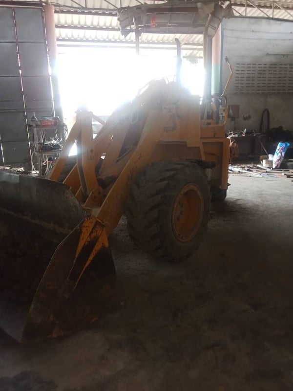 ขายรถตักล้อยาง komatsu 507 ใช้งานได้ดี ใบซื้อขาย ราคาถูกดี2.6แสน