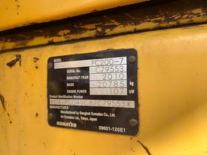 ขายรถแม็คโครkomatsu pc200-7 ใช้งานดี เล่มทะเบียน ราคา6.5แสน ขายรถแม็คโครkomatsu pc200-7 ใช้งานดี เล่มทะเบียน ราคา6.5แสน