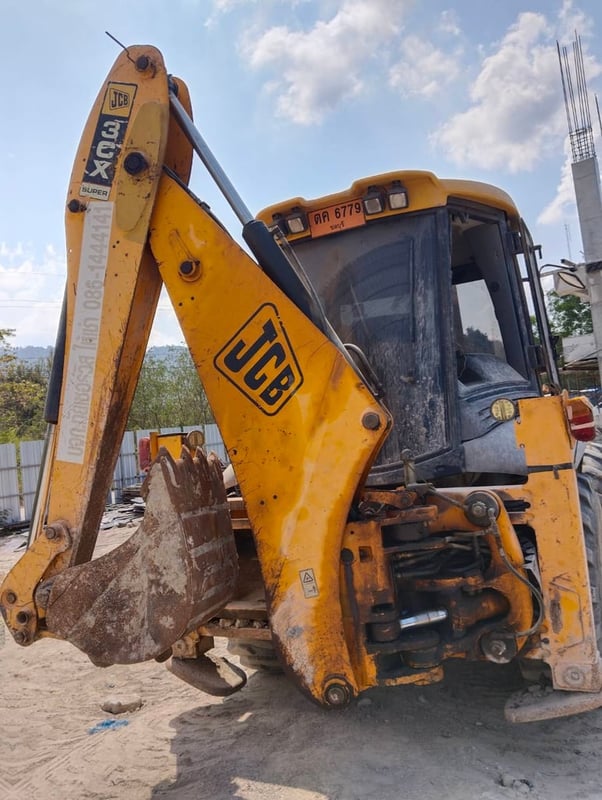ขายรถหน้าตักหลังขุดjcb 3xcมีทะเบียน ใช้งานดี ราคา4.3แสน ขายรถหน้าตักหลังขุดjcb 3xcมีทะเบียน ใช้งานดี ราคา4.3แสน