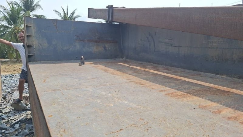 ขายโป๊ะ200ก.3ม.ย12ม. พร้อมอุปกรณ์สภาพดี ราคา8.5แสน ขายโป๊ะ200ก.3ม.ย12ม. พร้อมอุปกรณ์สภาพดี ราคา8.5แสน