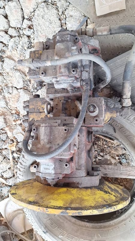 ขายปั๊มไฮดรอลิคk3v ใส่200 สภาพดี ราคา27,000