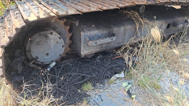 ขายแม็คโครkobelco sk135 อาร์มยาว ใช้งานปกติ ใบอินวอย ราคา680,000 ขายแม็คโครkobelco sk135 อาร์มยาว ใช้งานปกติ ใบอินวอย ราคา680,000