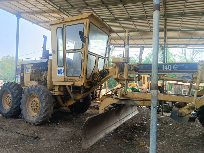 รถเกรดเดอร์CAT 140G 5md0602 ใช้งานดี มีทะเบียน ราคาถูกดีๆๆ1,350,000