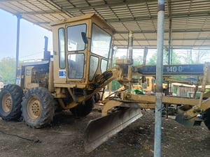 รถเกรดเดอร์CAT 140G 5md0602 ใช้งานดี มีทะเบียน ราคาถูกดีๆๆ1,350,000