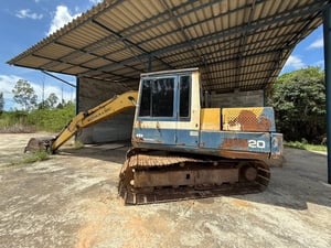 ขายรถแม็คโครkomatsu pc120-3 ใช้งานได้ดี ใบซื้อขาย ารสคา265,000ราคา2.6แสน