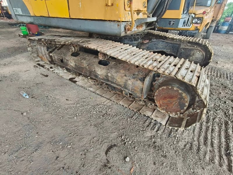 รถ แม็คโครvollvo EC210C ใช้งานดี ใบซื้อvาย ราคาถูกดีๆๆ500,000