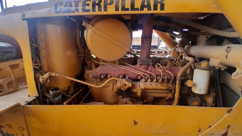รถแทรกเตอร์cat D5D ตีนไก่ ใช้งานดี ใบซื้อขายราคา 299,000
