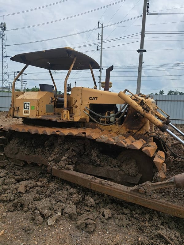 ขายรถแทรกเตอร์CAT D4E ตีนเป็ด ใช้งานดี ใบซื้อvาย ราคา399,000 ขายรถแทรกเตอร์CAT D4E ตีนเป็ด ใช้งานดี ใบซื้อvาย ราคา399,000