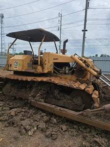 ขายรถแทรกเตอร์CAT D4E ตีนเป็ด ใช้งานดี ใบซื้อvาย ราคา399,000 ขายรถแทรกเตอร์CAT D4E ตีนเป็ด ใช้งานดี ใบซื้อvาย ราคา399,000