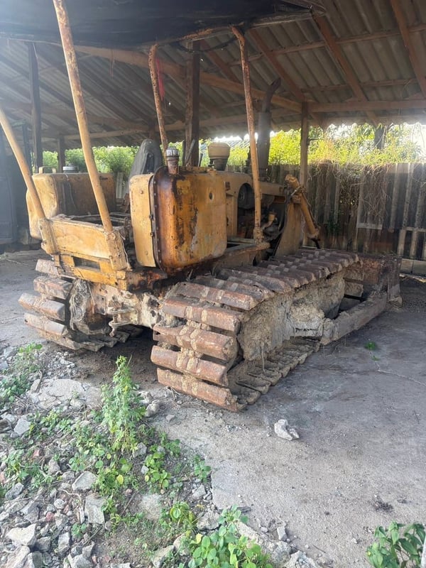 รถแทรกเตอร์ komatsu D20p-3ตีนเป็ด ใช้งานได้ ราคา55,000