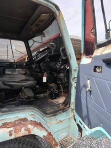 ขายรถ6ล้อโม่ปูน2คันรวม isuzu 175แรง มีทะเบียน ใช้งานดี ขายรวม2คัน ราคา700,000