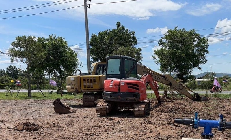 ขายรถแม็คโครkomatsu pc120-6 ใช้งานดีทำงานปกติ  ใบซื้อขาย ราคา299,000บ.