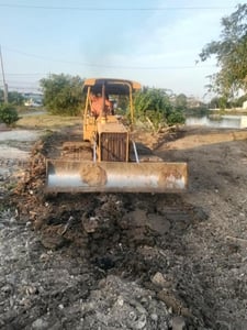 รถแทรกเตอร์komatsu D20pl-5ตีนเป็ด ใบ70cm.ใช้งานดี ราคา145,000 รถแทรกเตอร์komatsu D20pl-5ตีนเป็ด ใบ70cm.ใช้งานดี ราคา145,000