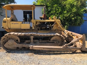 ขายรถแทรกเตอร์CAT D4D ตีนไก่ ใบซื้อขาย ราคา165,000