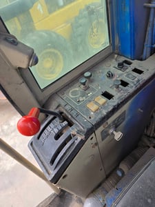 ขายรถเดรดเดอร์john deere 7708Bมีทะเบียน ใช้งานดีมาก ราคาถูกดี6.5แสน