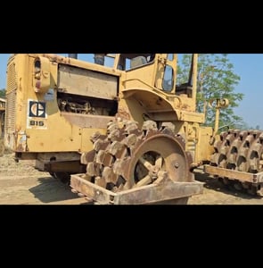 ขายรถบดล้อกนาม4ล้อcat815ใช้งานดี มีทะเบียน ราคา1,580,000 ขายรถบดล้อกนาม4ล้อcat815ใช้งานดี มีทะเบียน ราคา1,580,000