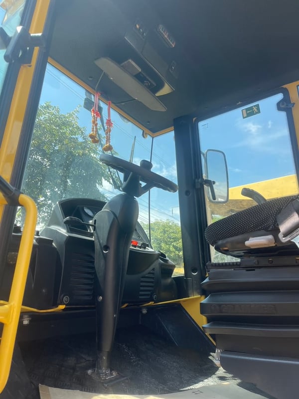 ขายรถบด 25ตัน bomag wb226 dh-4 มีทะเบียน ใช้งานดี ราคาถูกดี2.4ล.บาท