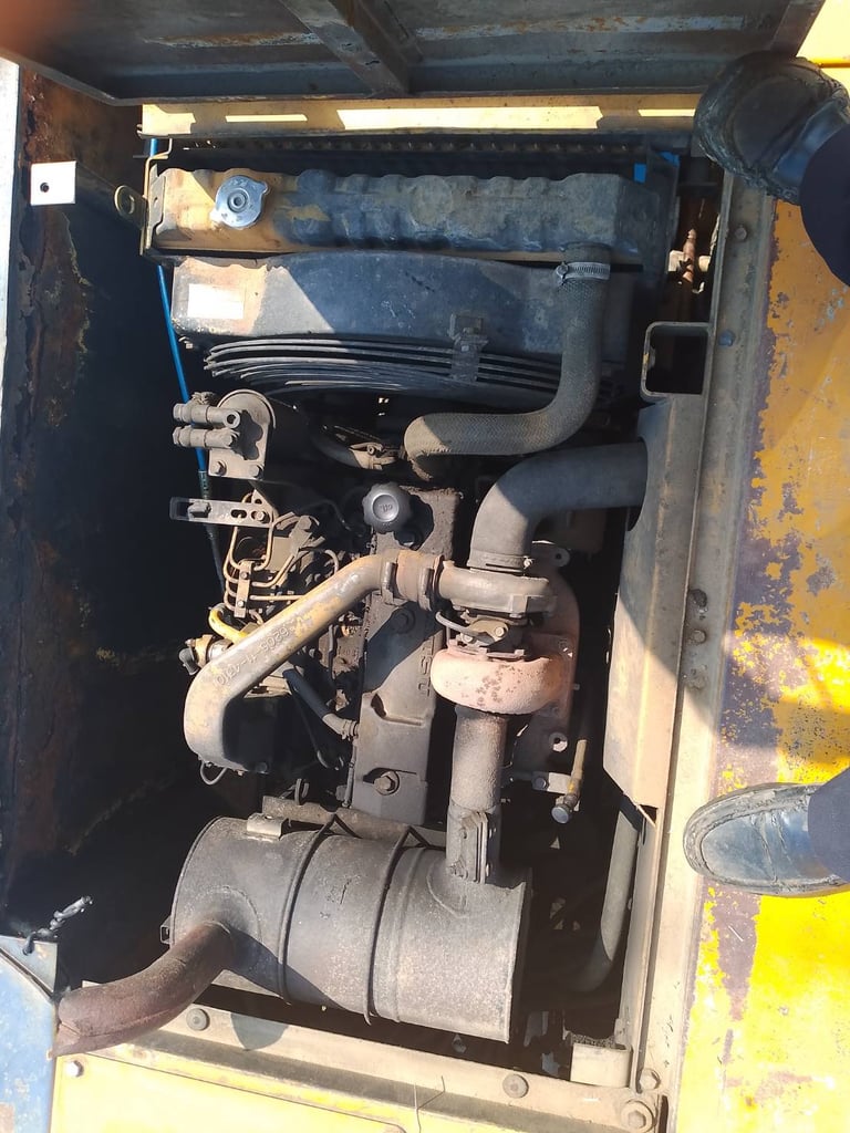 ขายรวม2คันแม็คโครkomatsu pc120-5 รวม2คัน ใช้งานได้ ใบซื้อขาย ราคา400,000 ขายรวม2คันแม็คโครkomatsu pc120-5 รวม2คัน ใช้งานได้ ใบซื้อขาย ราคา400,000