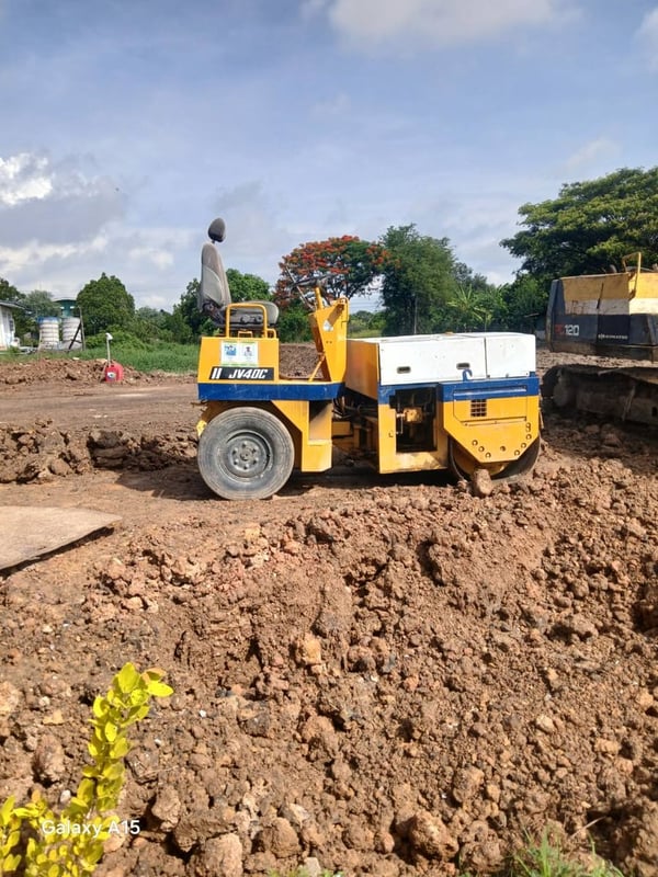 รถบด4ตันkomatsu jv40c ใช้งานดี ใบซื้อขาย ราคา2.2แสน รถบด4ตันkomatsu jv40c ใช้งานดี ใบซื้อขาย ราคา2.2แสน