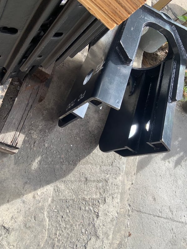 ขายอะไหล่รถแทรกเตอร์cat komatsuD7 D6 D5 D4 D3 D2 D80 D60a D50 a