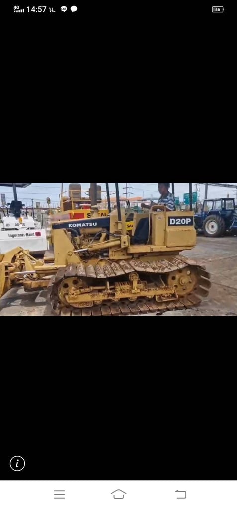 รถแทรกเตอร์komatsu D20p-5ตีนเป็ด ใบมีเสไล้ ใช้งานดี ราคา175,000