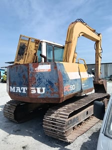 ขายรถแม็คโครkomatsu pc60-6 ใช้งานดี เก่าjapan ใบอินวอย ราคา3.6แสน