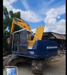 รถแม็คโครkomatsu pc100-5 ใช้งานดี ใบซื้อvาย ราคาถูดดีๆๆ259,000 รถแม็คโครkomatsu pc100-5 ใช้งานดี ใบซื้อvาย ราคาถูดดีๆๆ259,000