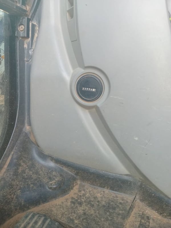 รถแม็คโครkobelco sk200-8มีทะเบียน ใช้งานดี ราคา110,000 รถแม็คโครkobelco sk200-8มีทะเบียน ใช้งานดี ราคา110,000